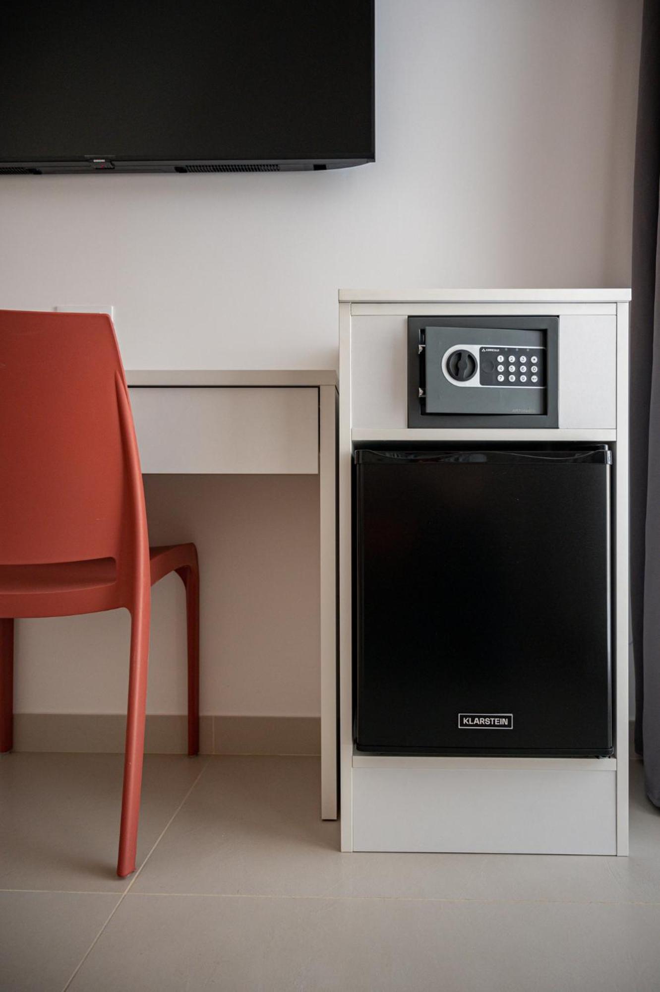 Ruffini Rooms Термоли Экстерьер фото