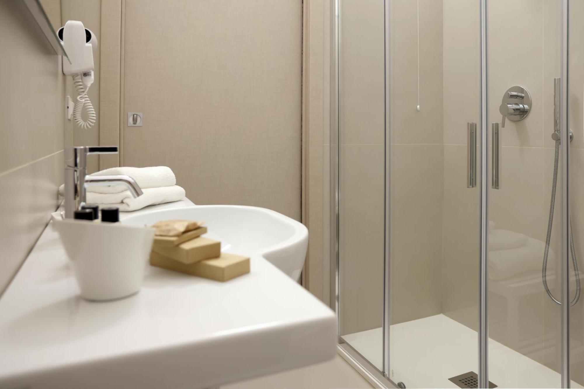Ruffini Rooms Термоли Экстерьер фото