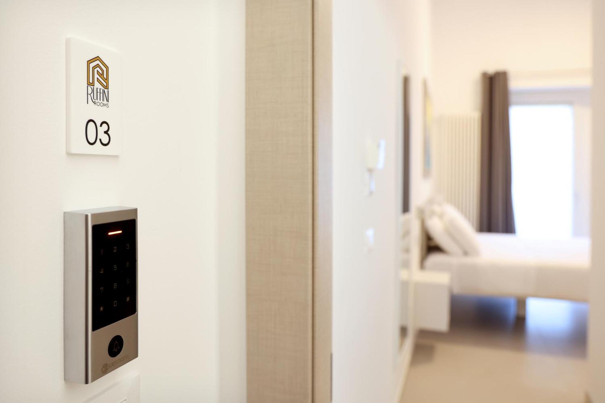 Ruffini Rooms Термоли Экстерьер фото