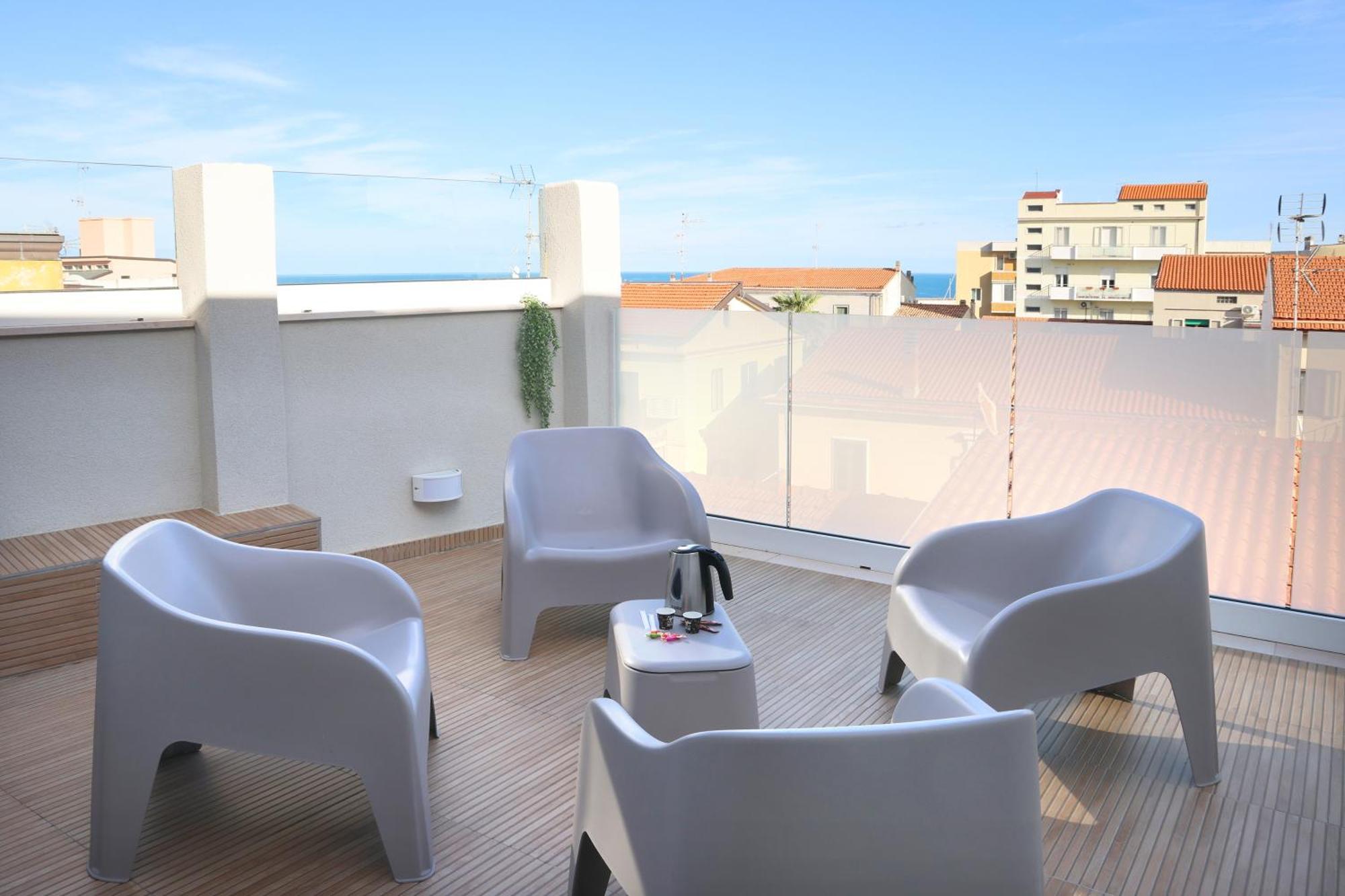 Ruffini Rooms Термоли Экстерьер фото