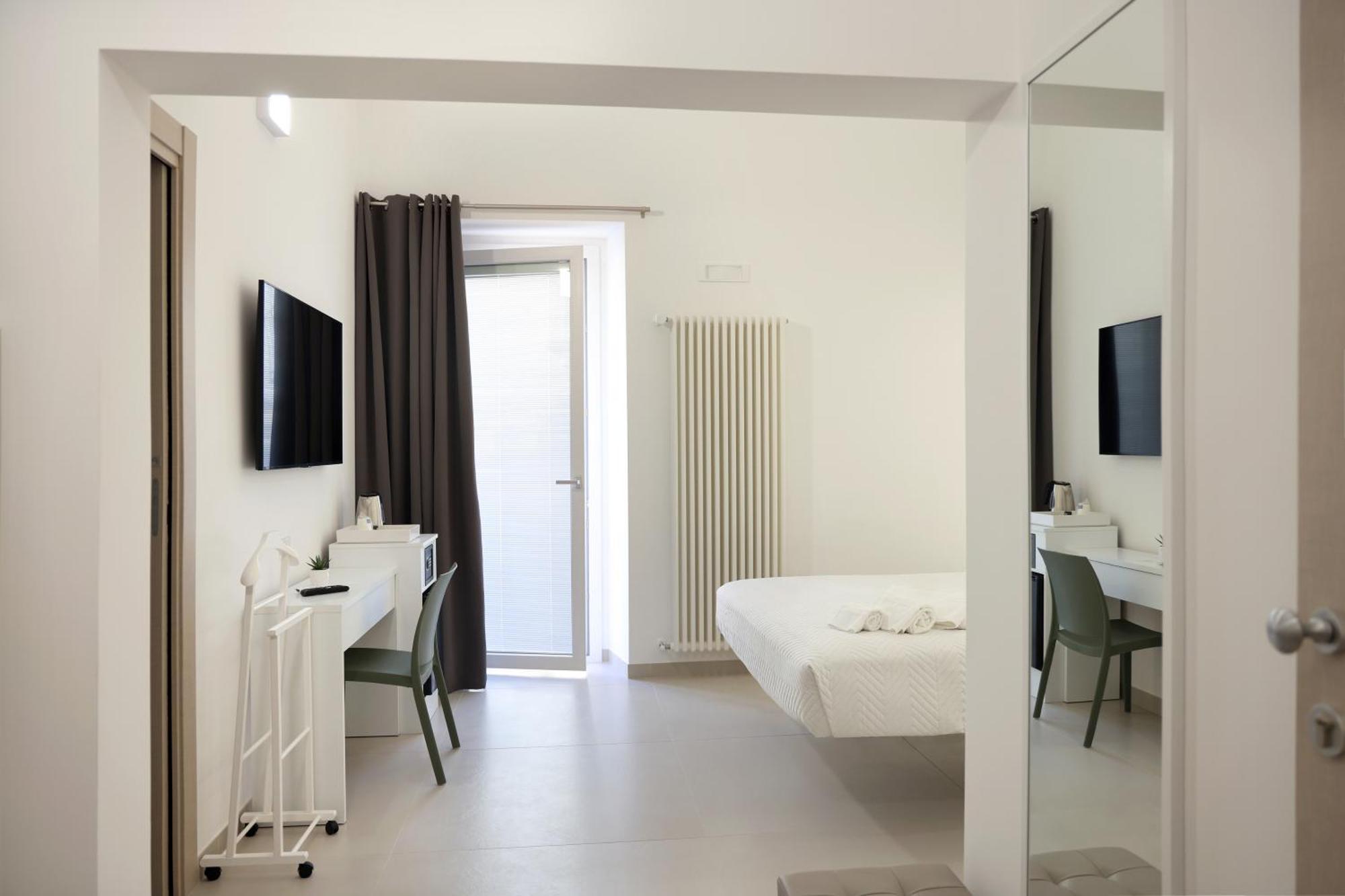 Ruffini Rooms Термоли Экстерьер фото