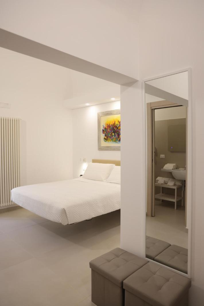 Ruffini Rooms Термоли Экстерьер фото
